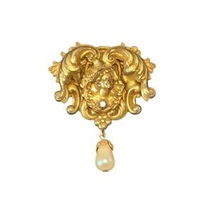 VTG Victorian Revival Cherub Putti‎ Brooch Gold Tone Pearl Rhinestone Romantic
